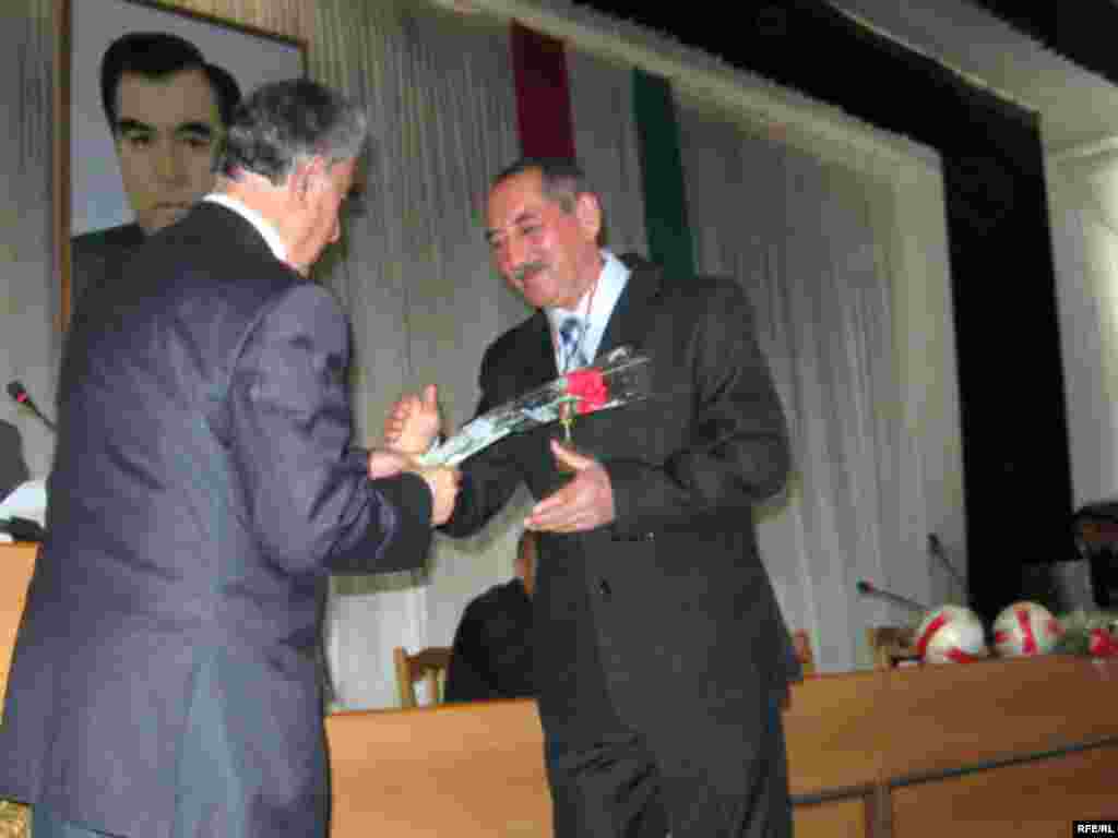 Тақдими ҷоиза ба "Вахш" #12