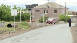 «Համակարգն ունի իր մեղքը». պաստառ պոկելու համար ձերբակալված ու հոգեբուժարանում ինքնասպան եղած տղամարդու գործով մեղադրյալ չկա 
