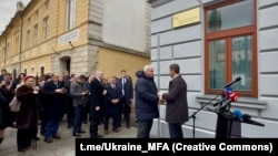 МЗС: Сибіга відкрив генконкульство в словацькому Пряшеві