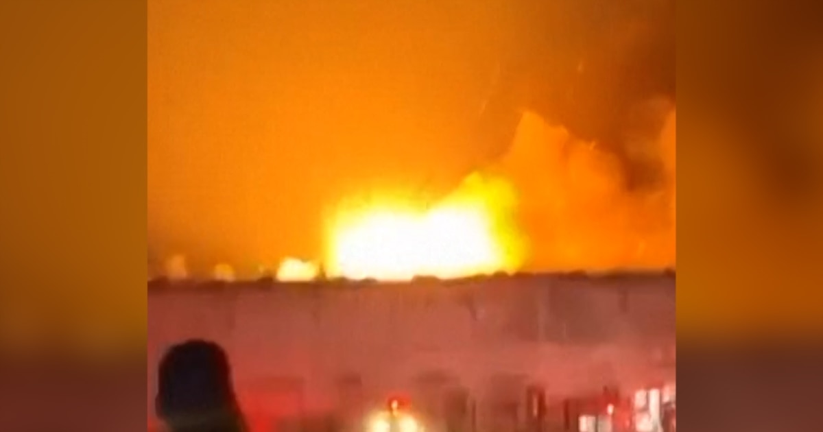 US Strikes Target Iranian Ports, Continues Shipping Blockade