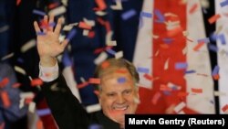 Даг Жонс. 12-декабрь, 2017-жыл. 