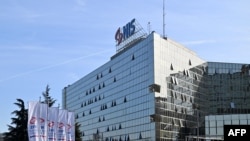 Нафтената индустрија на Србија (НИС)