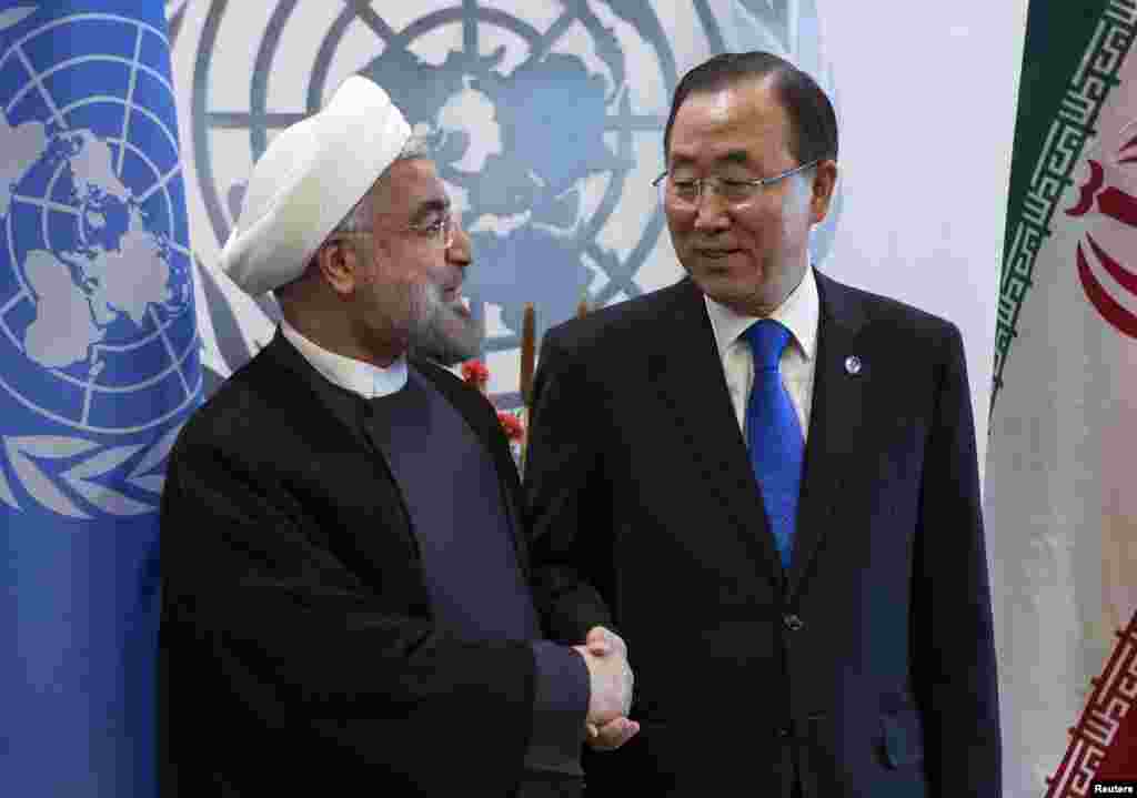 Preşedintele Iranului, Hassan Rohani, şi Secretarul general ONU, Ban Ki-moon (dreapta), la sesiunea Adunării generale a Naţiunilor Unite, de la New York.