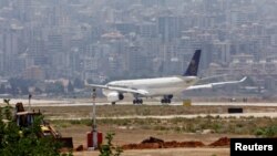 Avion saudijske aviokompanije Saudia na libanonskom aerodromu, Bejrut (2017.)