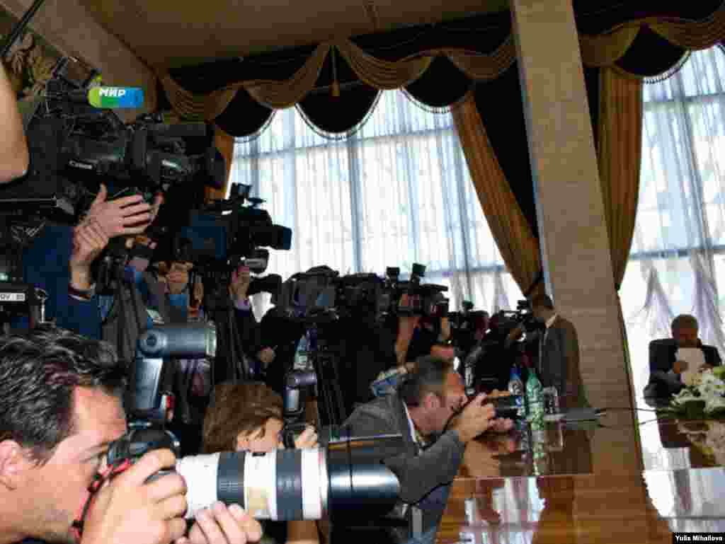 Moldova - Summit CIS, 1st Day, Chisinau, 8Oct2009