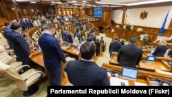 Pe 26 februarie, în Parlament, s-a ținut un minut de reculegere în legătură cu împlinirea a patru ani de la invazia pe scară largă a Rusiei în Ucraina, dar și la 34 de ani de la izbucnirea conflictului de pe Nistru.
