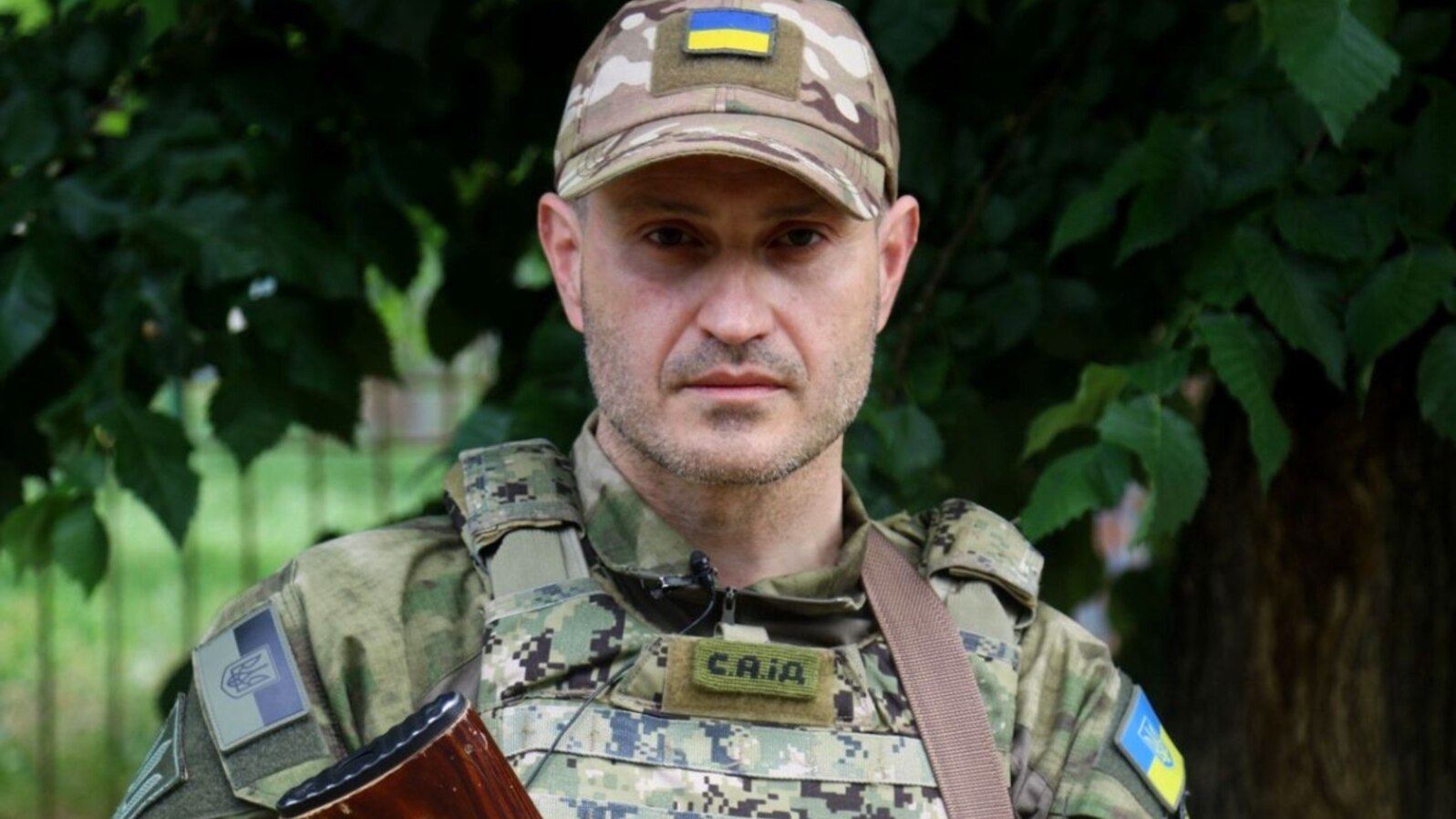 Ахтем Сеітаблаєв, український та кримськотатарський режисер і актор, начальник служби зв'язків зі ЗМІ 241-ї окремої бригади ЗСУ