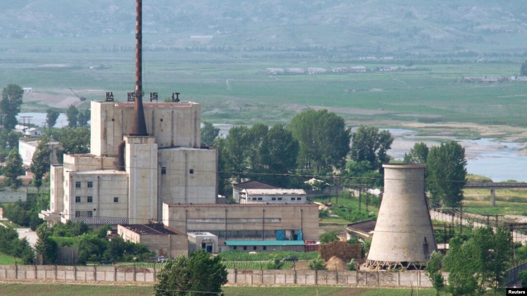 North Korea's Yongbyon nuclear plant, whose reactor has been closed since 2007 (file photo)