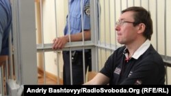 Адвокати екс-мінстра заявляють про грубе порушення права на захист