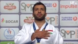 Комроншоҳ: "Ғалабаи ман пирӯзии мардуми Тоҷикистон аст"