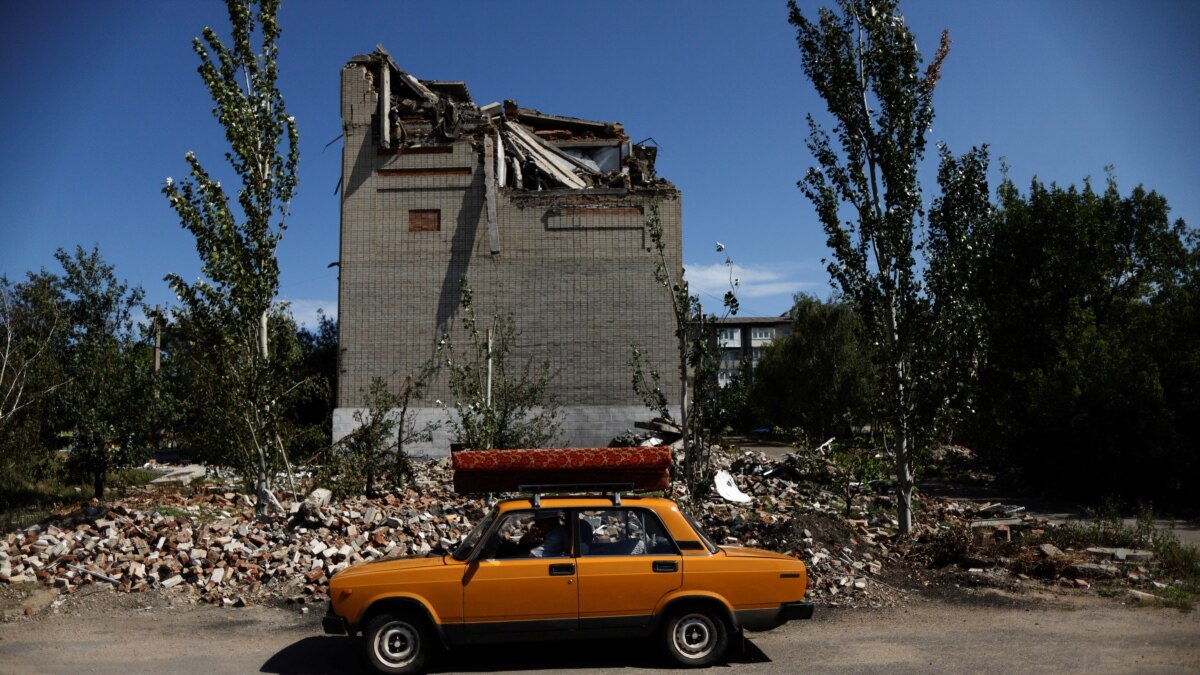 Через російські обстріли у Краматорську, Слов’янську, Часовому Яру пошкоджені багатоповерхівки – ОВА (фото)