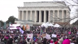 Hiljade demonstranata u Washingtonu na 'Narodnom maršu' uoči Trumpove inauguracije