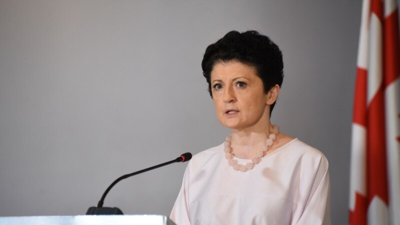 Министр культуры: Бидзина Иванишвили - единственный гарант мира в стране
