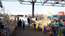 Diňle: Bazarlarda 'baýramçylyk arzançylygy' döredilýär, söwda haýal