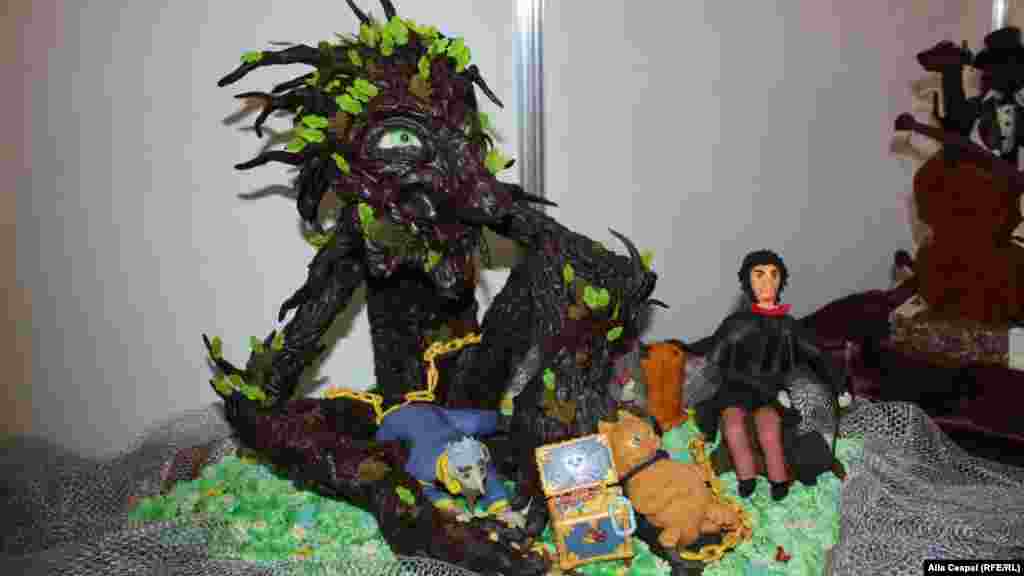 La desert cu personaje din poveşti