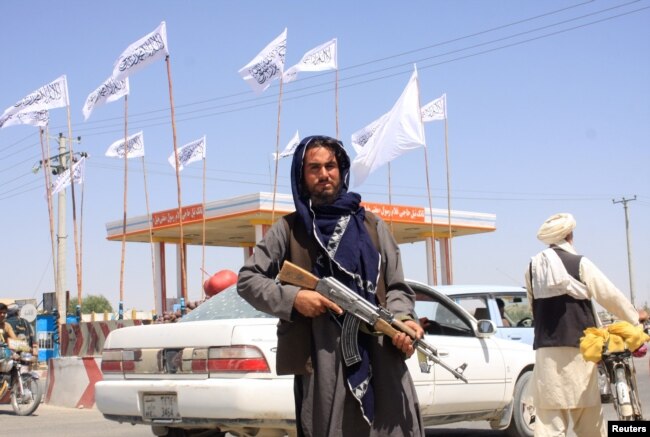 Talibanski borac u gradu Gazni, Afganistan, 14. augusta 2021.