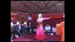"Шалкылдама" - танец кыргызов в Китае