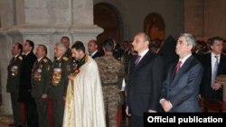 Nagorno-Karabakh -- Armenian President Serzh Sarkisian (R) and Karabakh Armenian leaders attend a liturgy in the Armenian cathedral of Shushi, 8May2011.