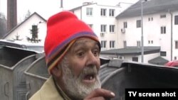 Новые бездомные пока не похожи на бывалых бомжей, но близки к этому
