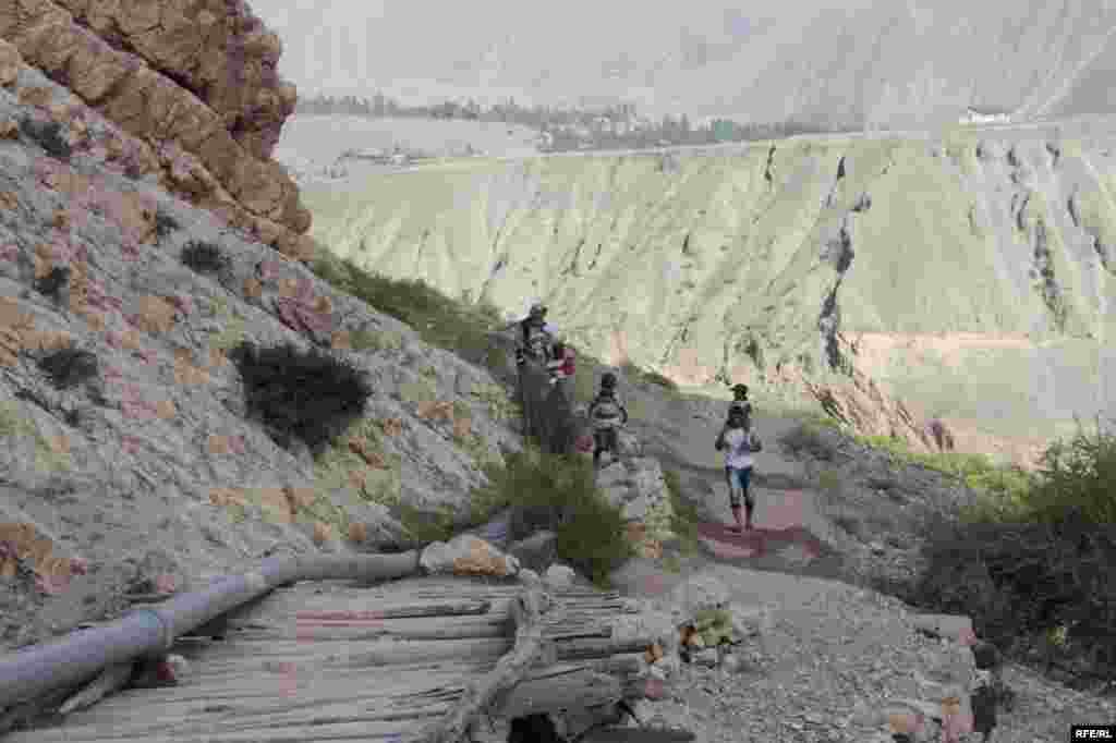 Вақте роҳ нест... #83