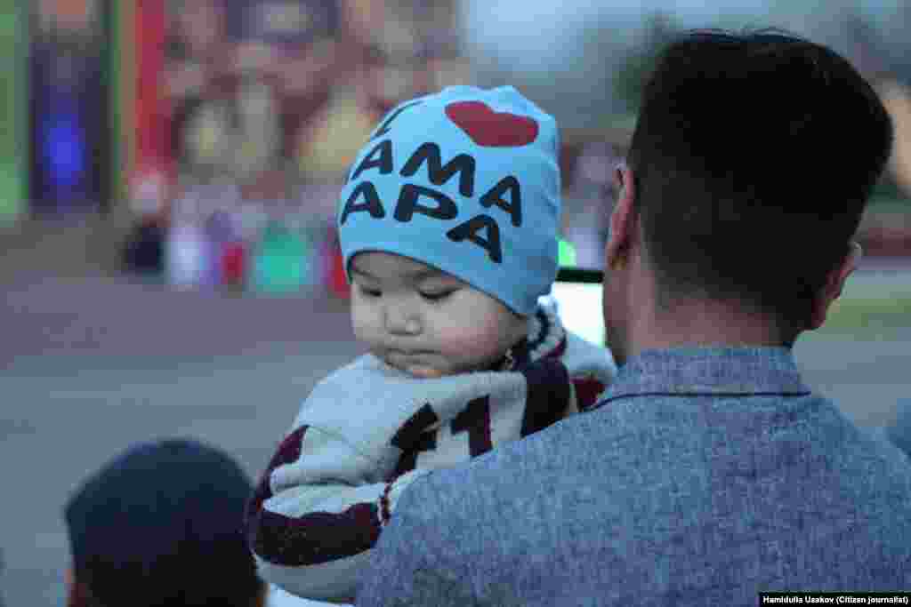 Кадыр түнгө келген ата-бала.