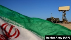Իրանի դրոշը երկրի զինված ուժերի զորավարժությունների ժամանակ, արխիվ