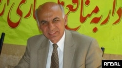 اشرف غني احمدزی د افغانستان په سیاسي او فرهنګي کړیو کې د یو پریکنده شحص په توګه شهرت لري 