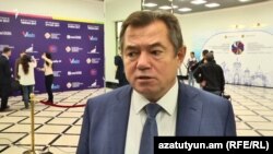 Armenia - Sergey Glazyev, an adviser to Russian President Vladimir Putin, speaks to RFE/RL in Yerevan, 6Oct2017.