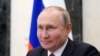 Путин о том, почему не привился публично: «Мы должны обезьянничать?» 