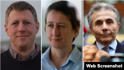 გარეკანზე: ჯეიმს მაკკლირი, მზია ამაღლობელი და ბიძინა ივანიშვილი.