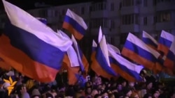 Pro-Russian Crimeans Celebrate Referendum Results