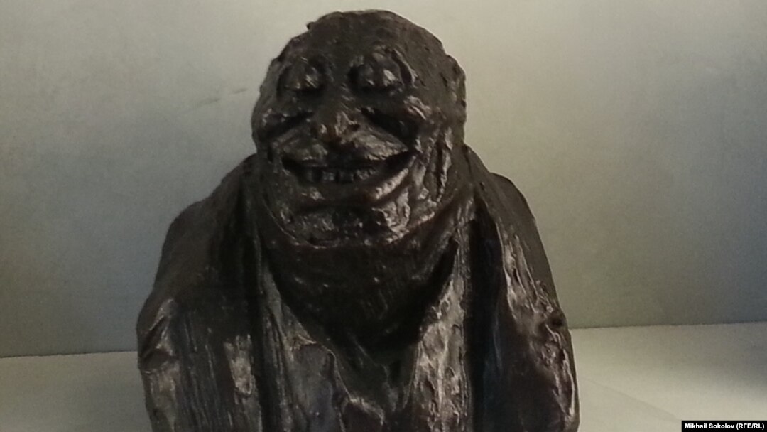 Анри-Огюст-Ипполит Домье. Скульпутура "Депутат"