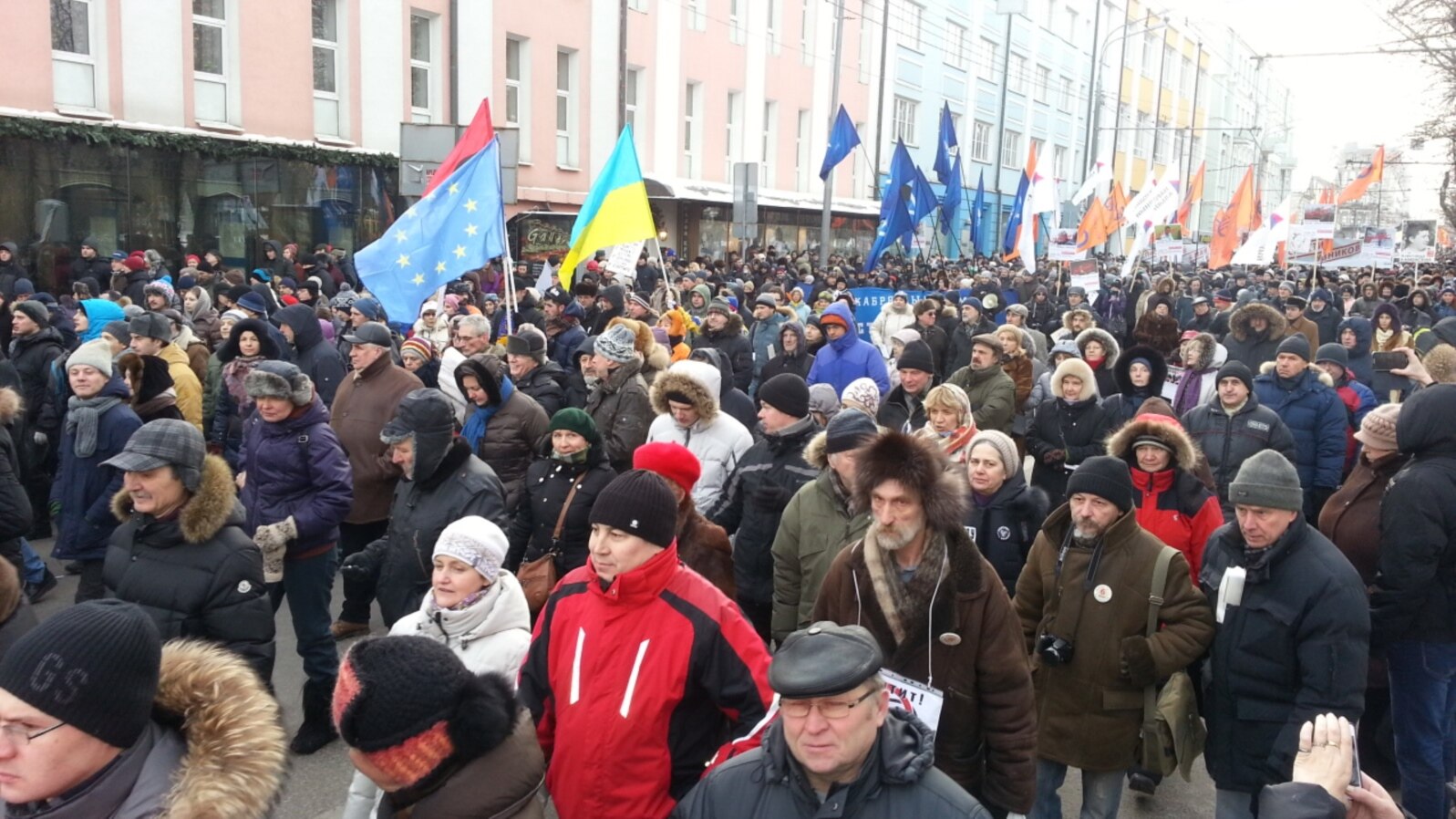 Russians March For 'Bolotnaya Prisoners'