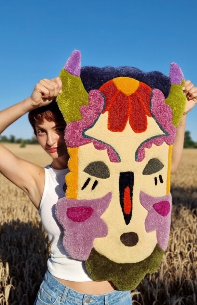 Традициите я вдъхновяват но тя не се притеснява да им