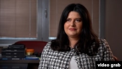 Претседателката на Македонското здружение на млади правници, Бојана Божиновска Силјановска.