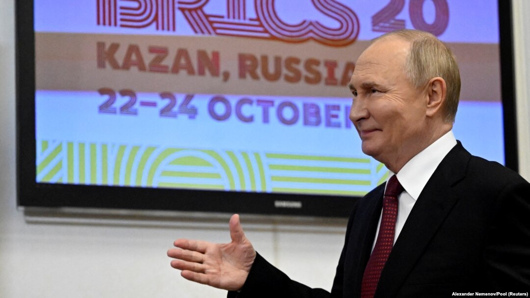 Ruski predsednik Vladimir Putin dočekuje zvanici na samitu BRIKS-a, Kazanj, Rusija, 22. oktobar 2024.