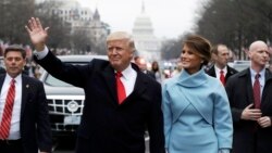 АКШның 45нче президенты Дональд Трамп хатыны Мелания белән инаугурация парадында