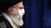 دکتر خامنه‌ای قبل از تزریق واکسان کرونان
