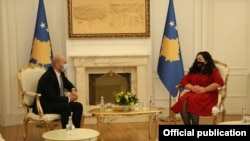 Kryetarja e Kuvendit të Kosovës, Vjosa Osmani, ka marrë zyrtarisht funksionin e ushtrueses së detyrës së presidentes së Kosovës.