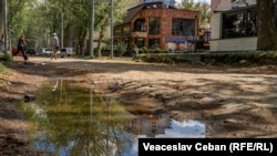 O porțiune a străzii 31 August, care urmează să fie reabilitată.