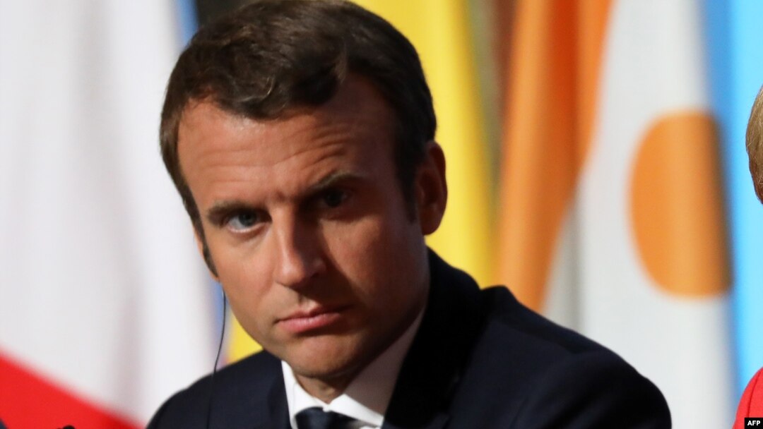 Francuskom predsjedniku Emmanuelu Macronu naglo je pala popularnost