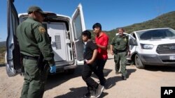 Imigrația ilegală este una din temele principale ale campaniei prezidențiale din SUA, situația fiind complicată la frontiera cu Mexic.