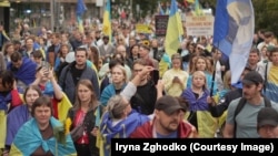 Українці під час ходи у Берліні на День незалежності України. 24 серпня 2025 року 