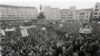 Demonstrație la Sofia, după colapsarea regimului comunist în Bulgaria, 17 decembrie 1989