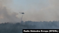 Архивска фотографија од пожар во битолско