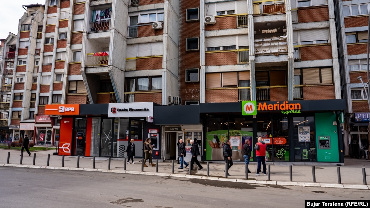 Përveç bizneseve, në veri janë hapur banka, por edhe zyra të Postës së Kosovës.