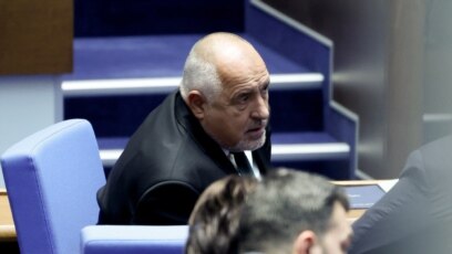 Критики към Конституционния съд КС поздравления за Величие и опасения