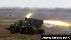 روسیه از چند ماه پیش حدود صد هزار نفر از نیروهای خود را در نزدیکی مرزهای اوکراین مستقر کرده است