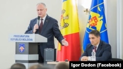 Alexandru Stoianoglo (dreapta), numit la conducerea Procuraturii Generale de fostul președinte al Republicii Moldova, prorusul Igor Dodon - noiembrie 2019, la Chișinău