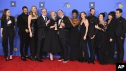 Disa nga pjesëmarrësit në ceremoninë e sivjetme të ndarjes së çmimeve Golden Globes